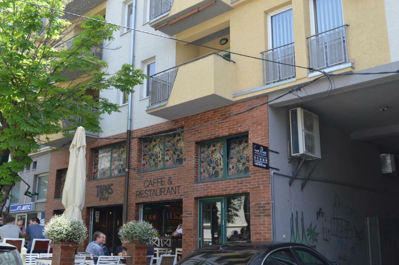 Lux Place Apartments Downtown Kragujevac Exteriör bild